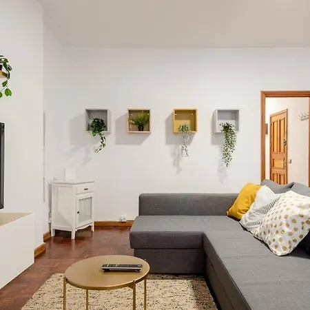 Casa Andrea Apartment *