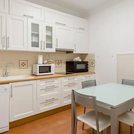 Casa Andrea Apartment *